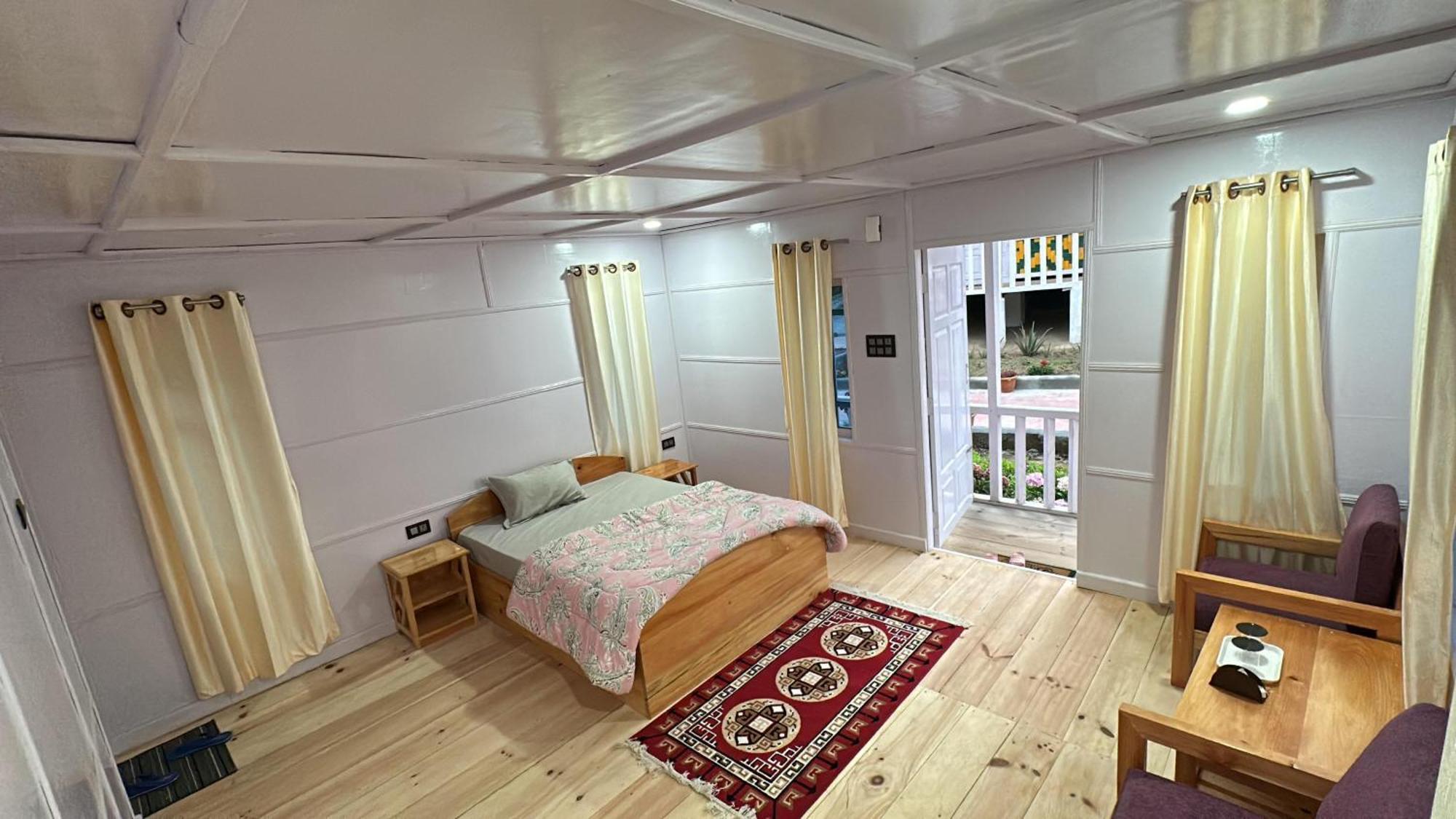 Brokpa Estate Apartamento Dirang Exterior foto